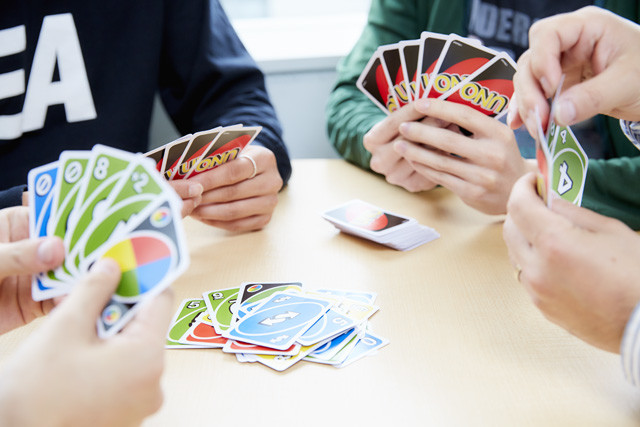UNO(ウノ)のカードの種類や公式ルール・正しい遊び方 - UNOルール.jp