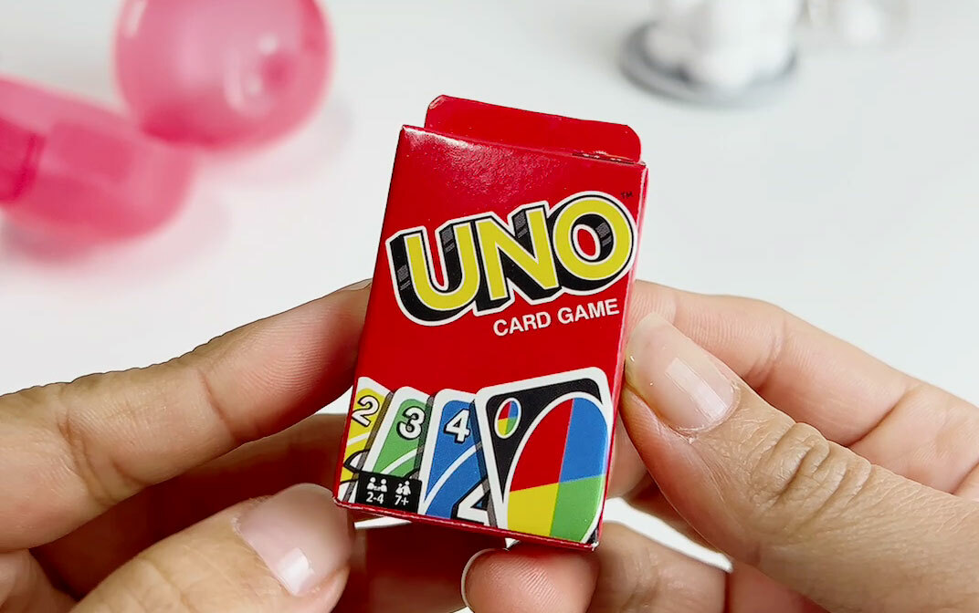世界最大・最小のUNO(ウノ)は何cm?サイズ・特徴・どこで買えるのか調査 - UNOルール.jp