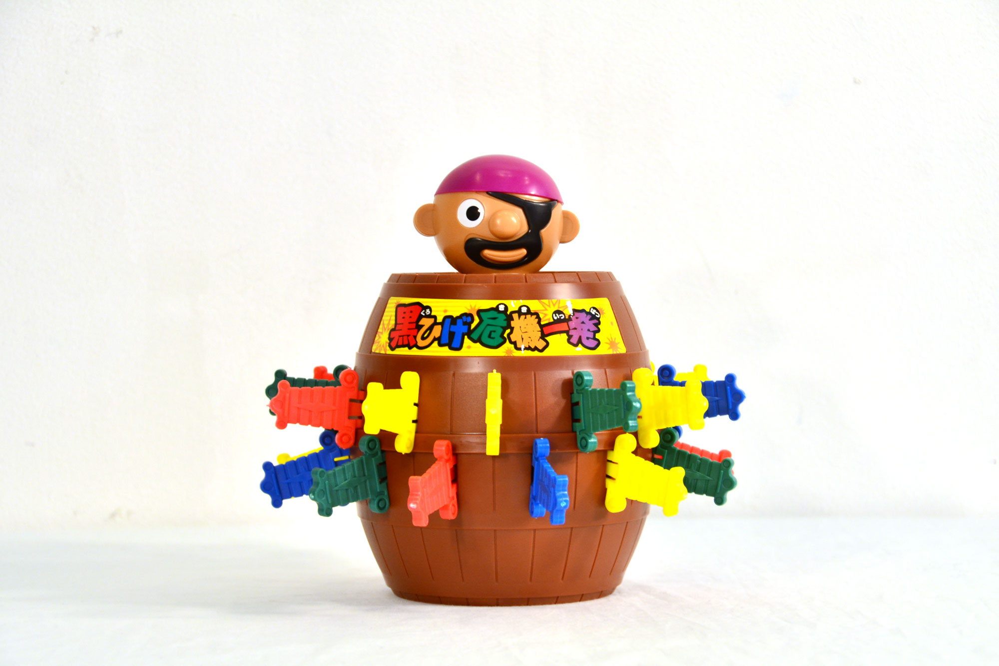 黒ひげ危機一髪の仕組みは？ルールや遊び方・勝つためのコツも解説